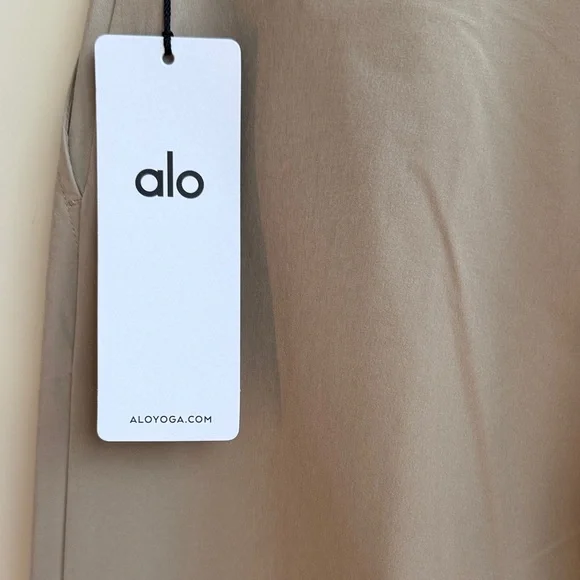 ALO Yoga trousers - Picture 5 of 5